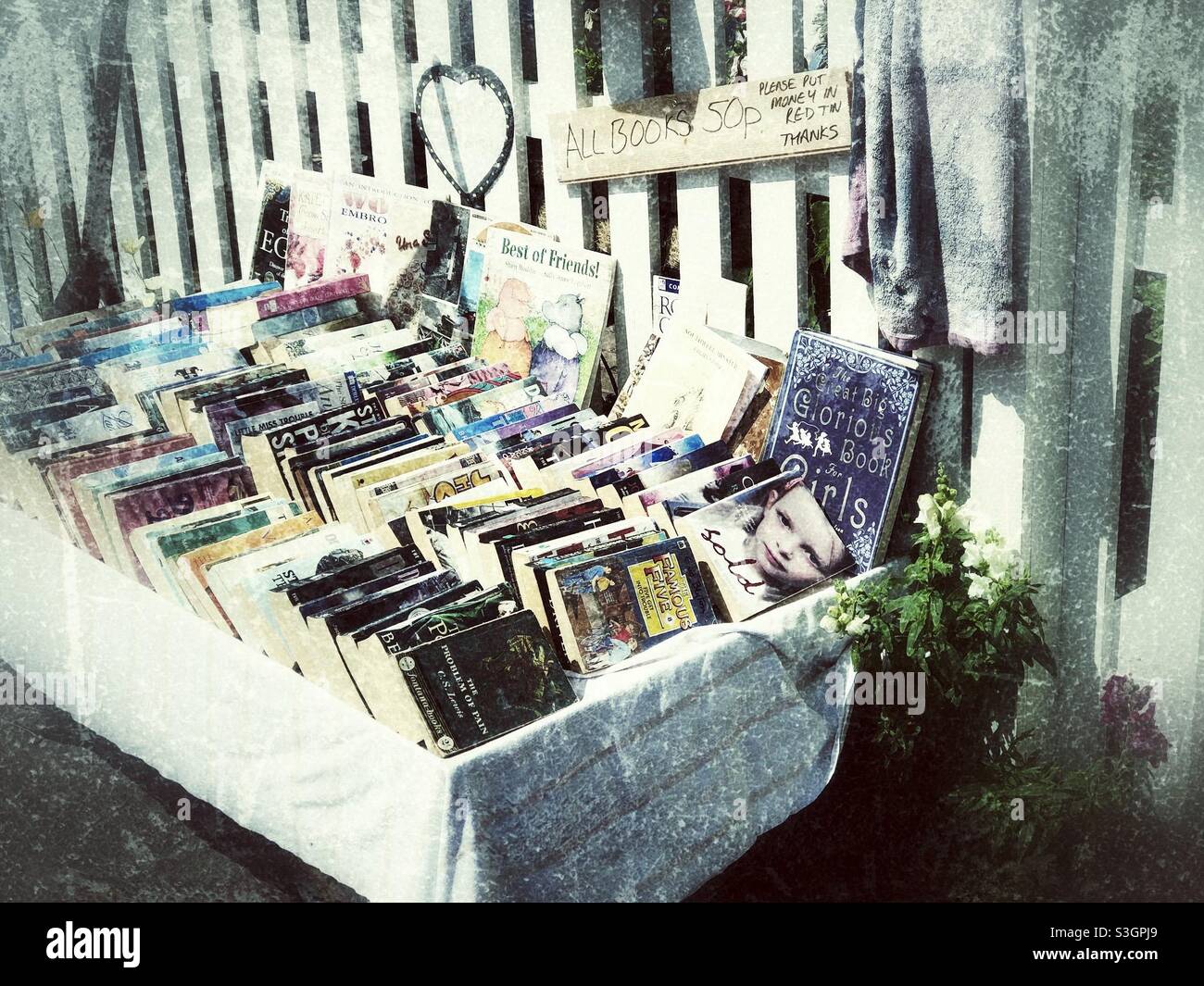 Buch-Verkauf - Smartphone-aufgenommenes Stockfoto