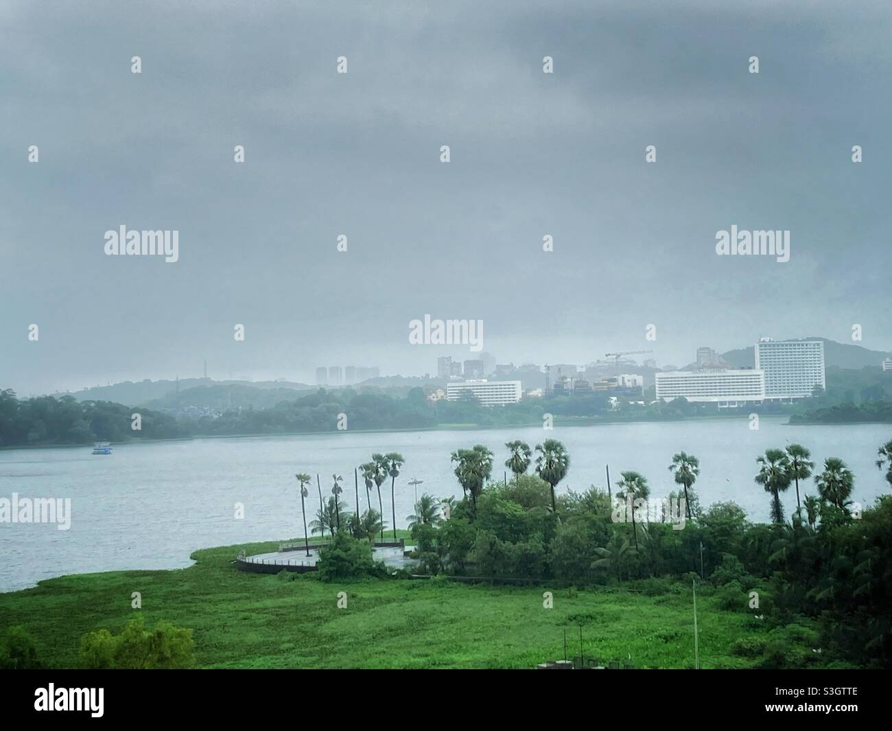 Monsun regnet in Mumbai Stockfoto