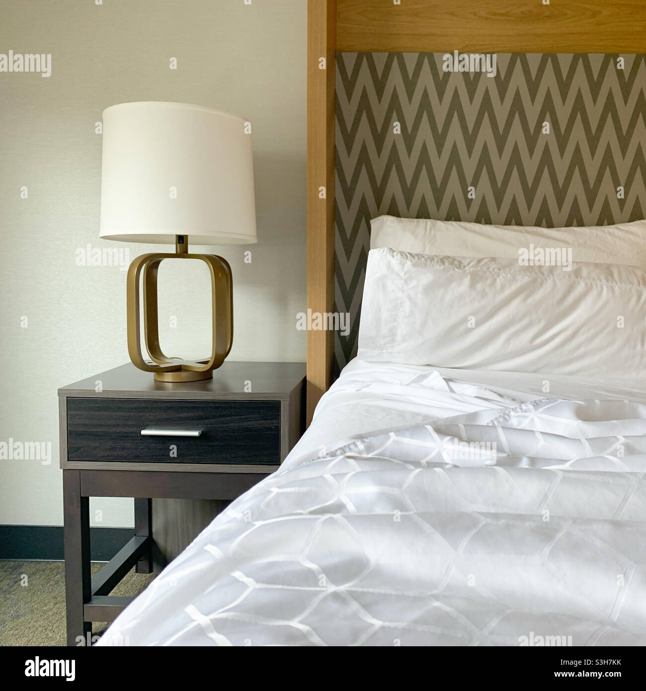 Gästezimmer, Holiday Inn East Windsor Cranbury Area, East Windsor, Middlesex County, New Jersey, Usa, Nordamerika - Smartphone-aufgenommenes Stockfoto