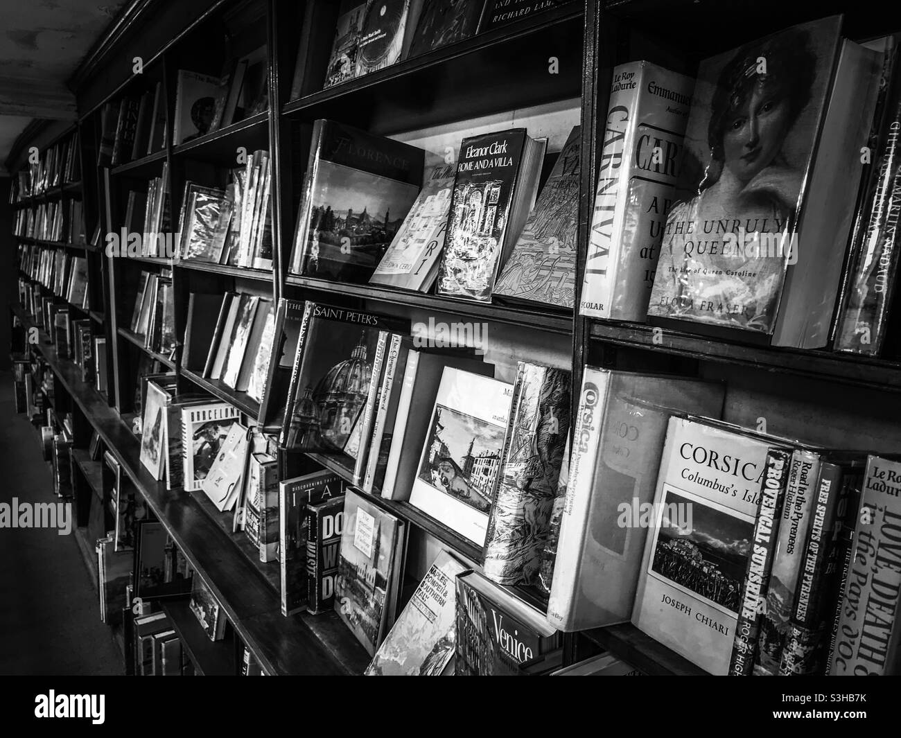 Reisebücher im Buchladen von Daunts, Marylebone, London Stockfoto