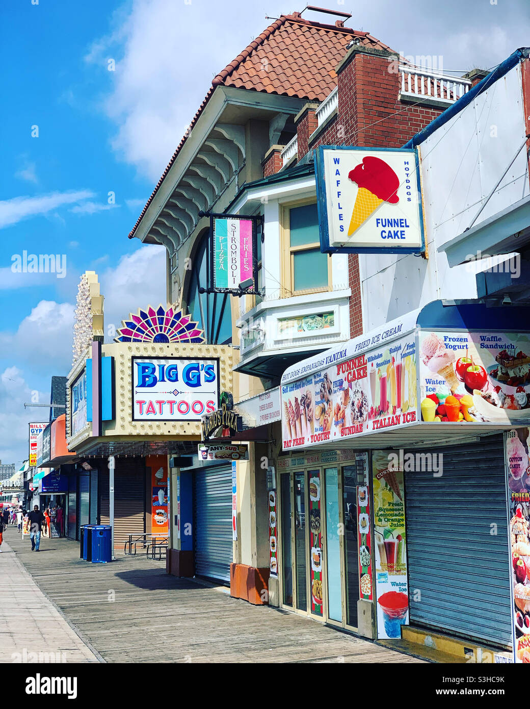 Juli 2021, Atlantic City Boardwalk, Atlantic City, New Jersey, Usa - Smartphone-aufgenommenes Stockfoto