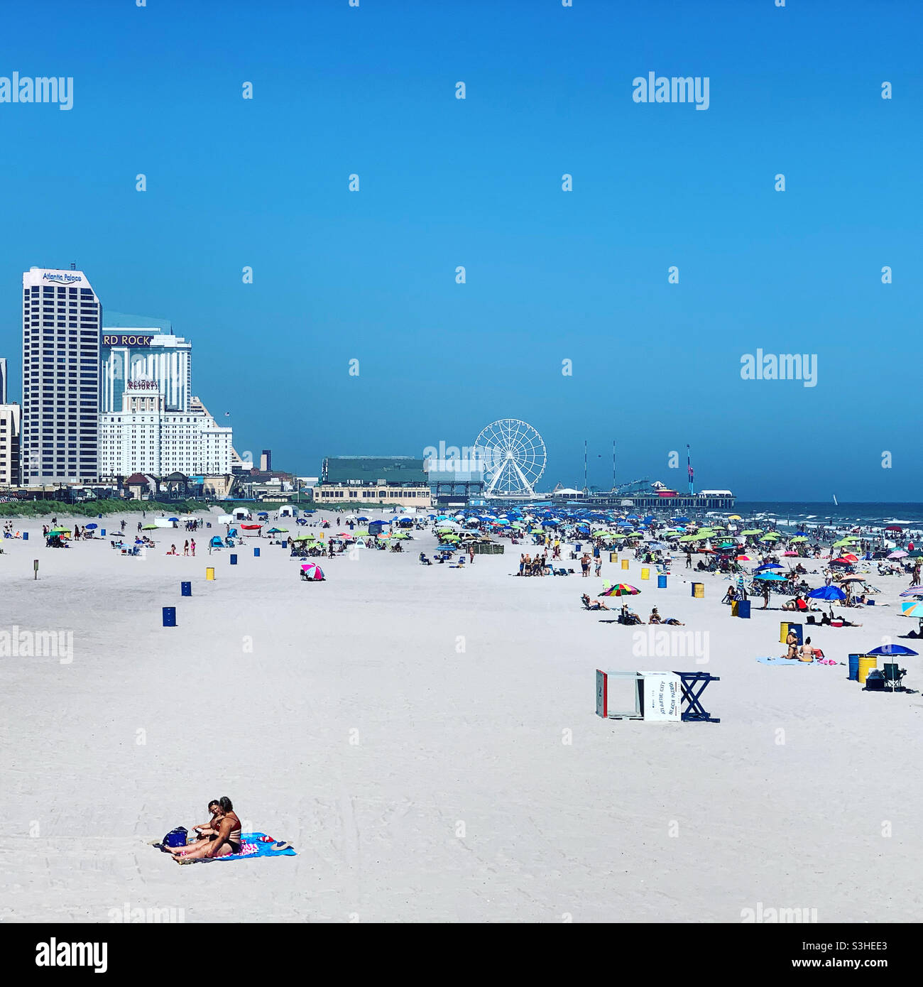 Juli 2021, Beach, Atlantic City, New Jersey, Usa - Smartphone-aufgenommenes Stockfoto