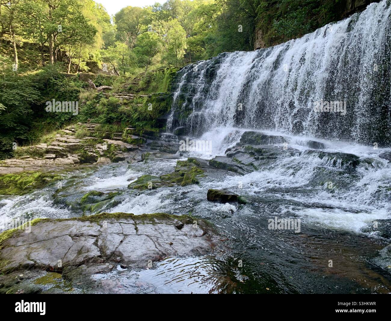Der Wasserfall Sgwd Clun-gwyn am Fluss afon mellte in Brecon South Wales Stockfoto