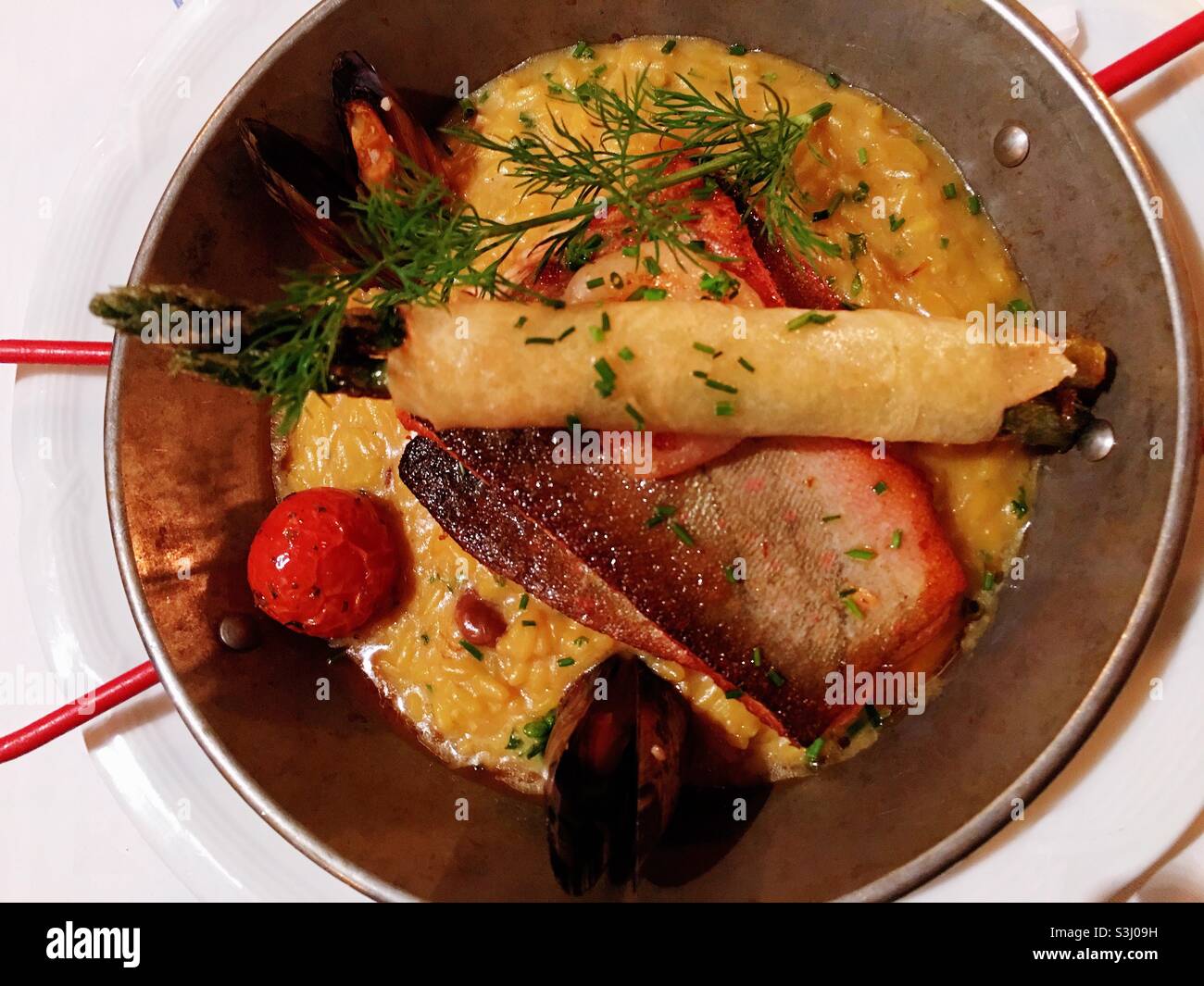 Französisches Seafood-Gericht Stockfoto