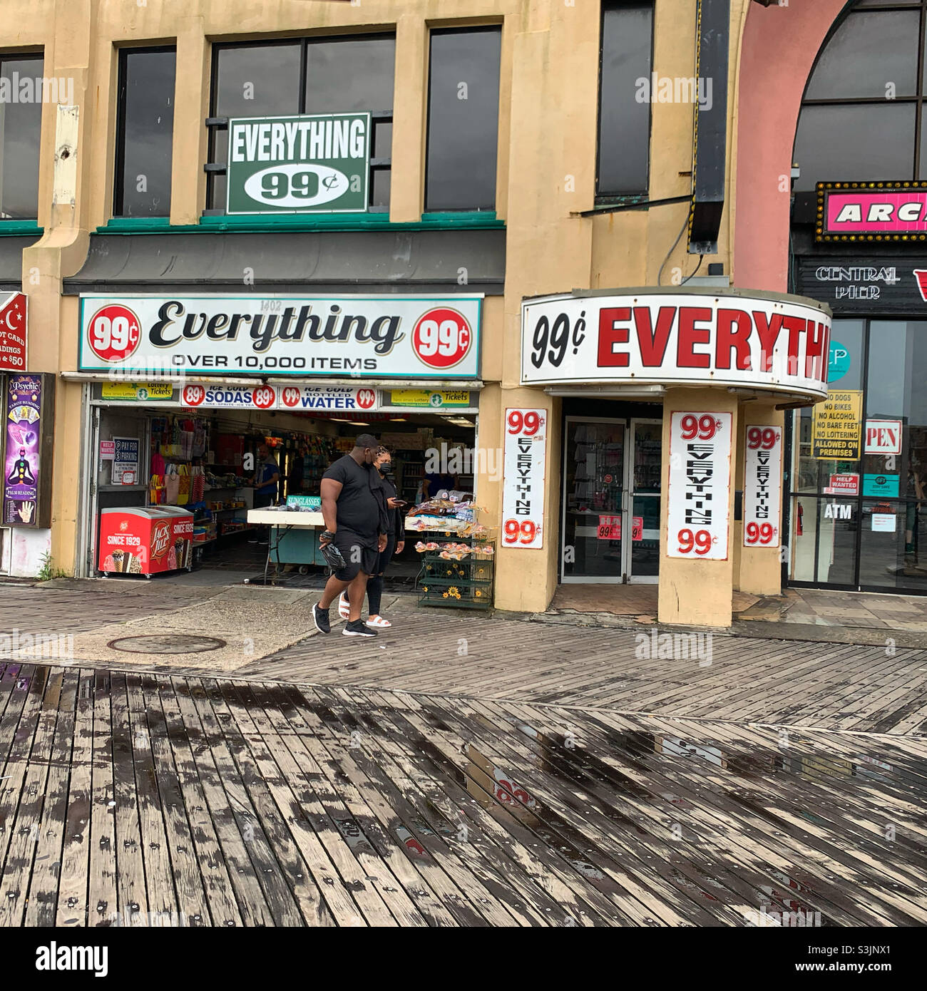 August 2021, Atlantic City Boardwalk, Atlantic City, New Jersey, Usa - Smartphone-aufgenommenes Stockfoto