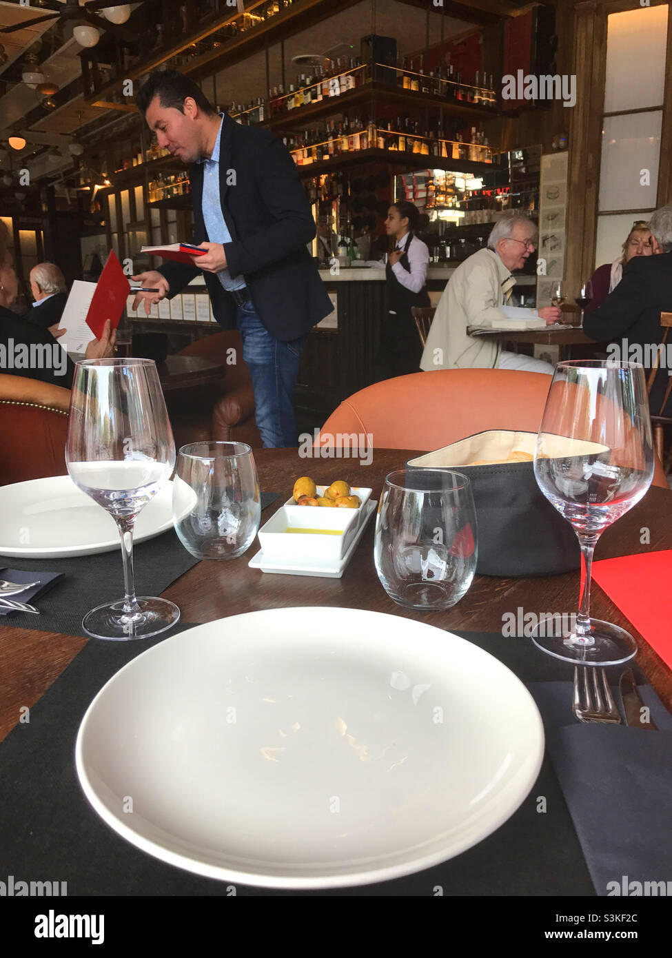 Restaurant. - Smartphone-aufgenommenes Stockfoto