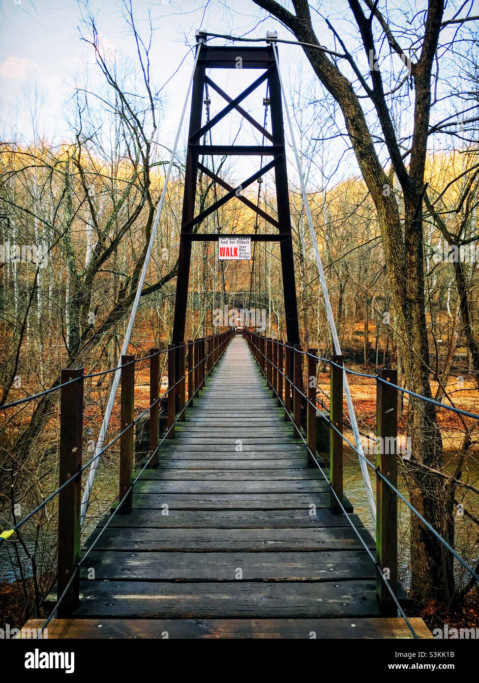 Grist Mill Trail Hängebrücke im Patapsco Valley State Park in Maryland. Stockfoto