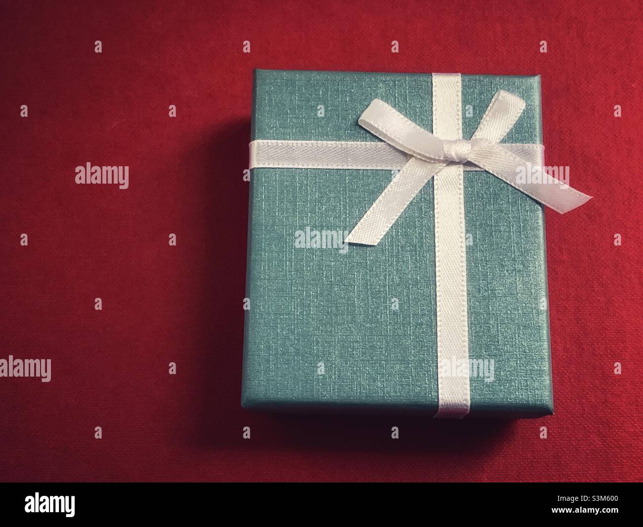 Ein Geschenk - Smartphone-aufgenommenes Stockfoto