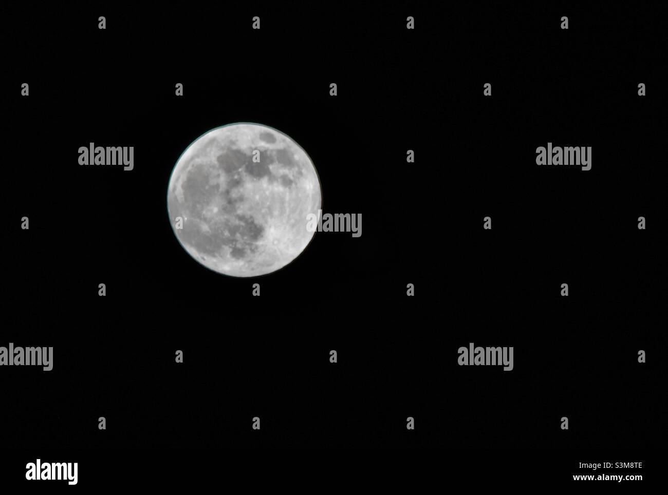 Der Mond, der am Beacon, Cornwall, England, aufgenommen wurde Stockfoto