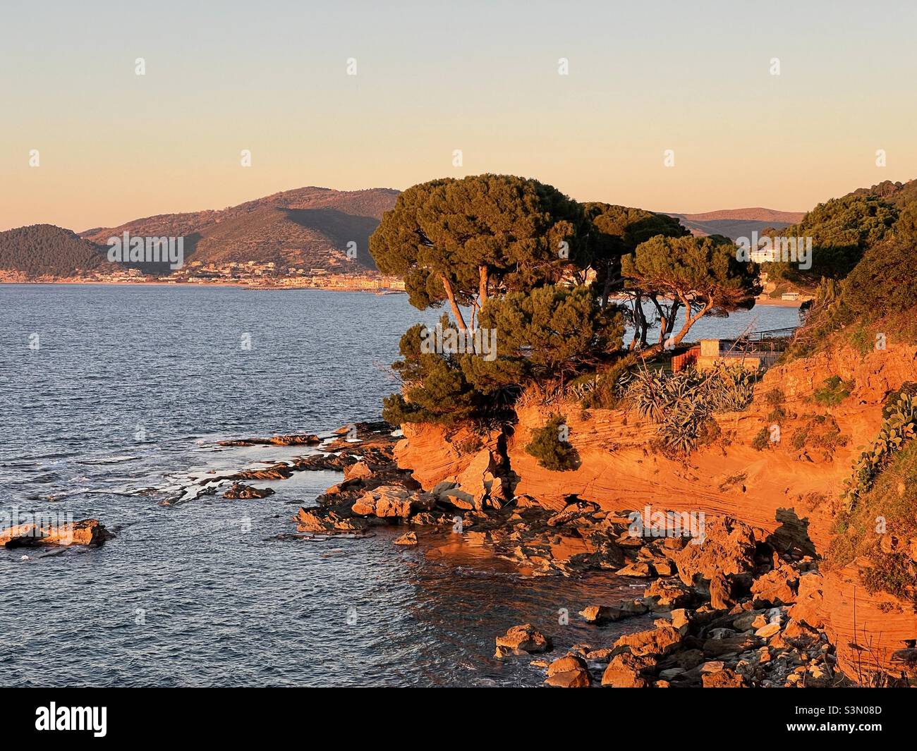 Cliff S. Marco di Castellabate, Nationalpark Cilento - Smartphone-aufgenommenes Stockfoto