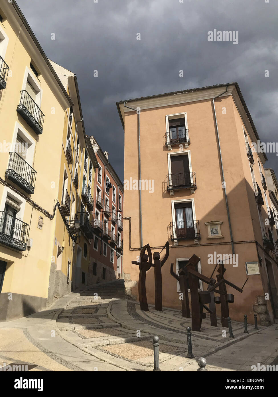 Leere Straßenecke in Cuenca Spanien Stockfoto