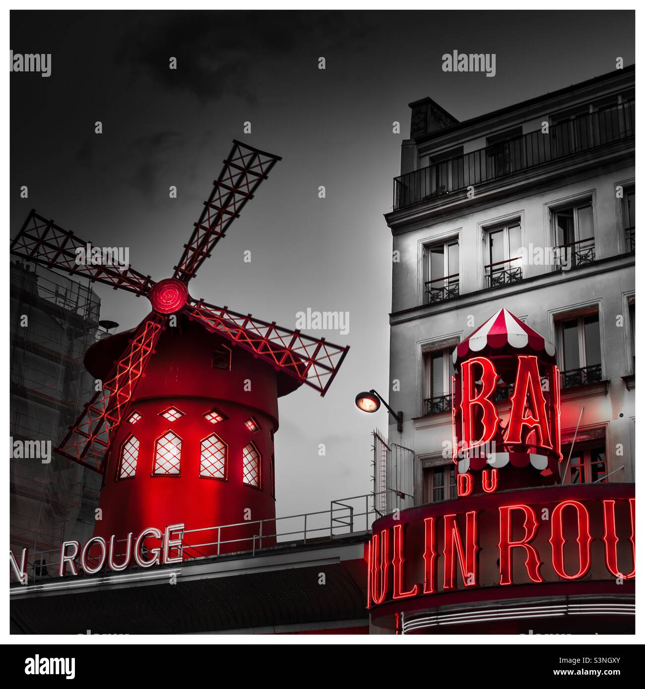 Moulin Rouge - Smartphone-aufgenommenes Stockfoto