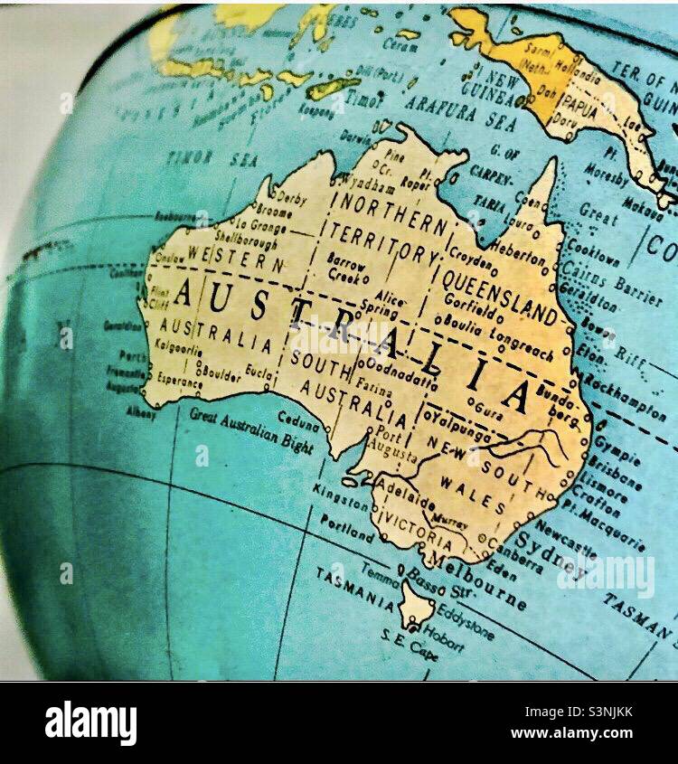 Australien auf Vintage-Weltkugel - Smartphone-aufgenommenes Stockfoto