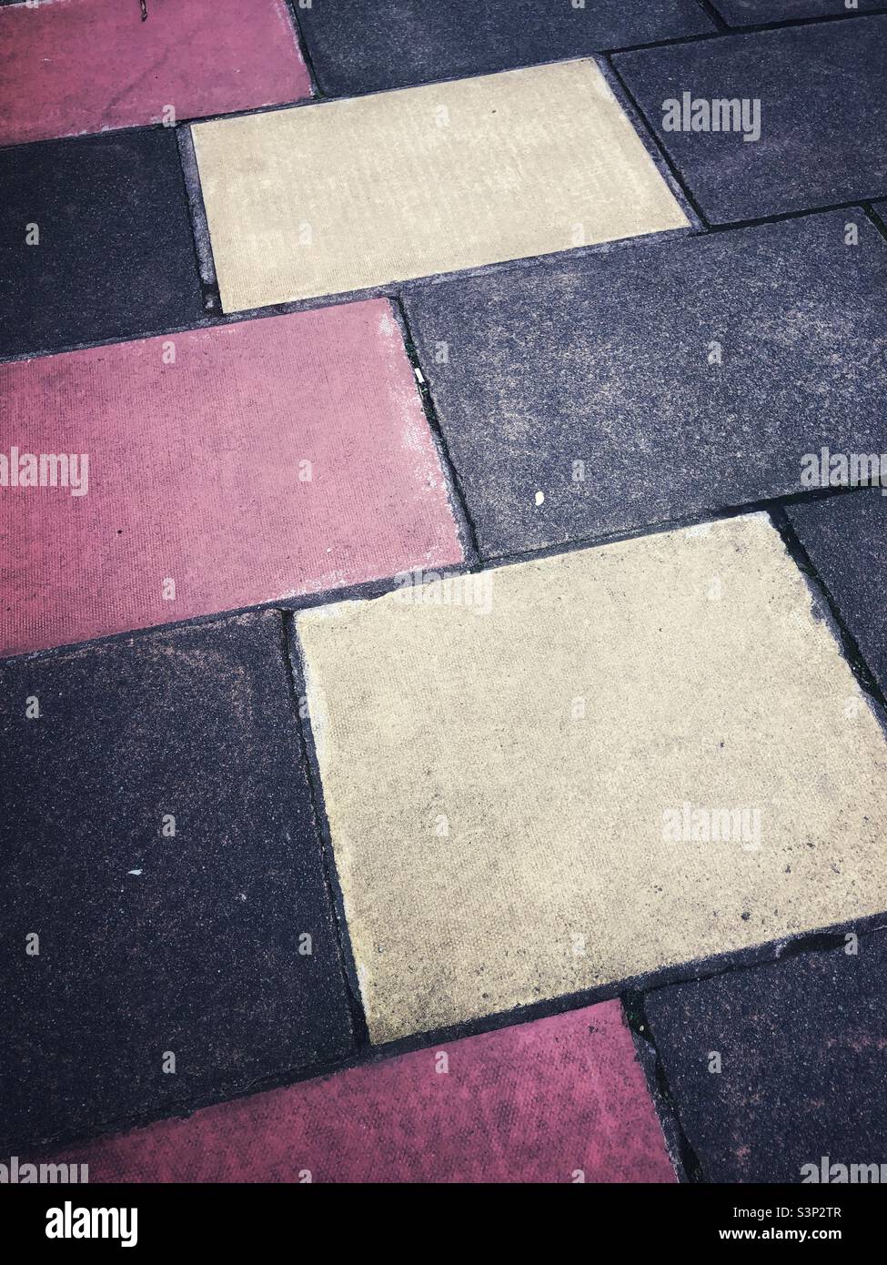 Mehrfarbiger Pflaster - Smartphone-aufgenommenes Stockfoto