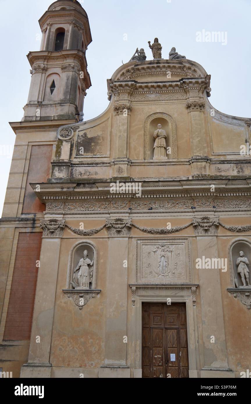 Die Kapelle der Unbefleckten Empfängnis von Menton wird auch als die Kapelle der Weißen Büßer bekannt. - Smartphone-aufgenommenes Stockfoto