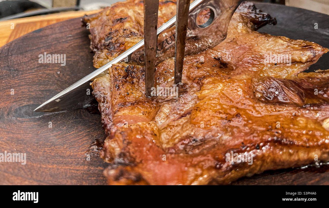 Messer, Fleisch - Smartphone-aufgenommenes Stockfoto