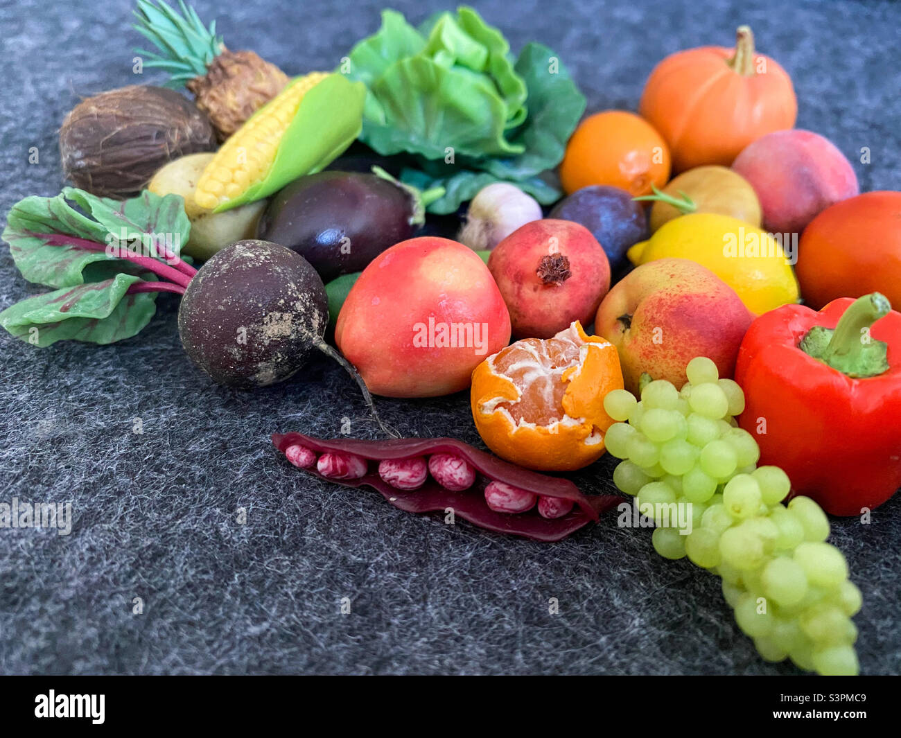Mini-Mix aus Gemüse und Obst aus nächster Nähe Stockfoto