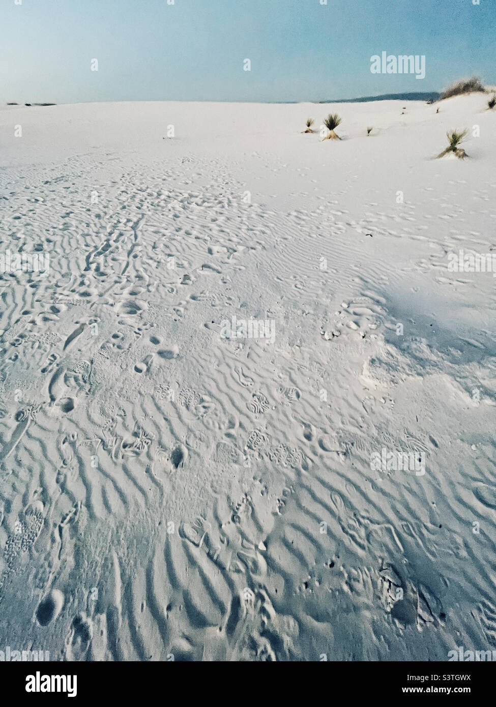 Weißer Sandstrand - Smartphone-aufgenommenes Stockfoto