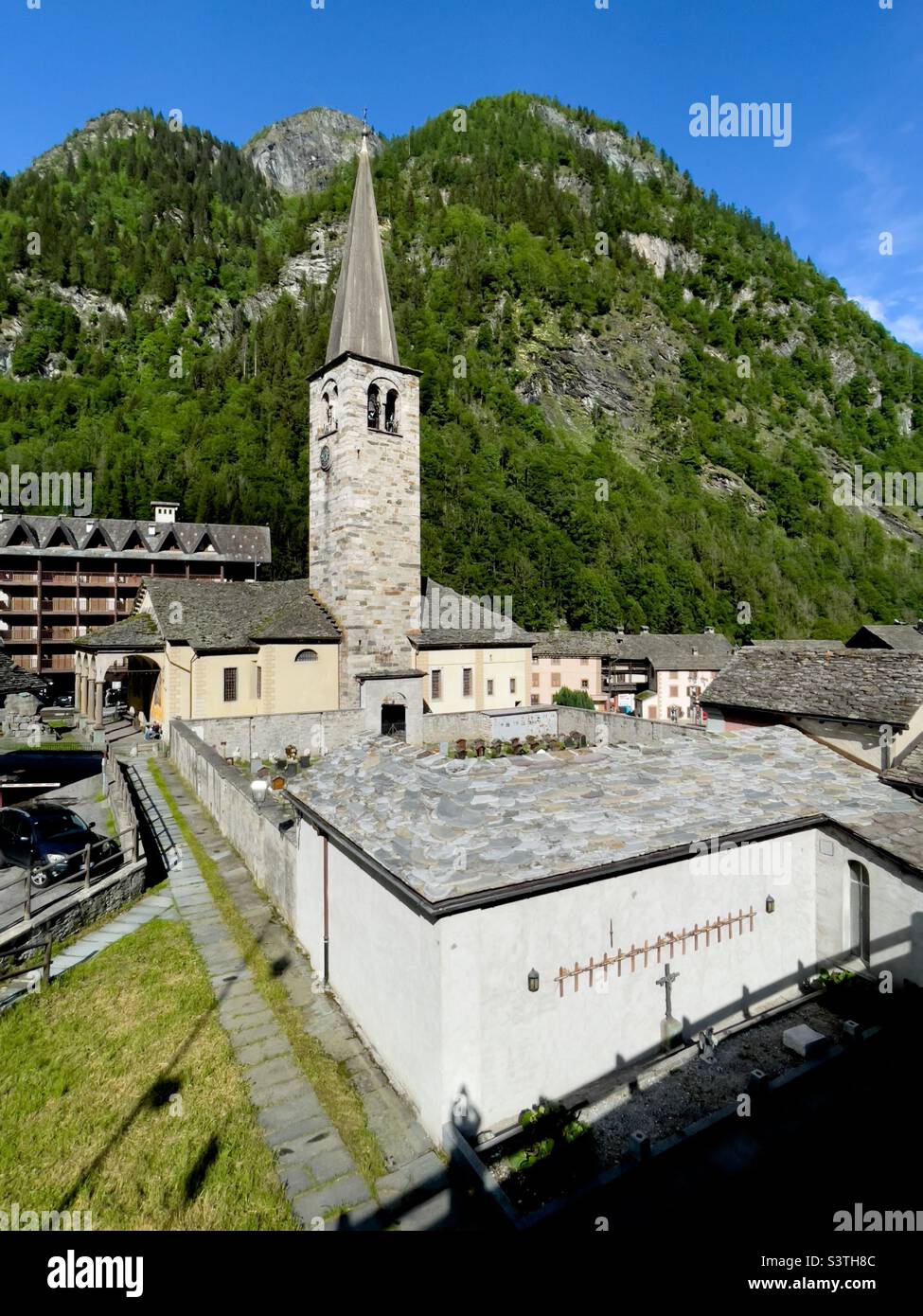 Alagna Valsesia - Piemont - Italien - die Kirche Stockfoto