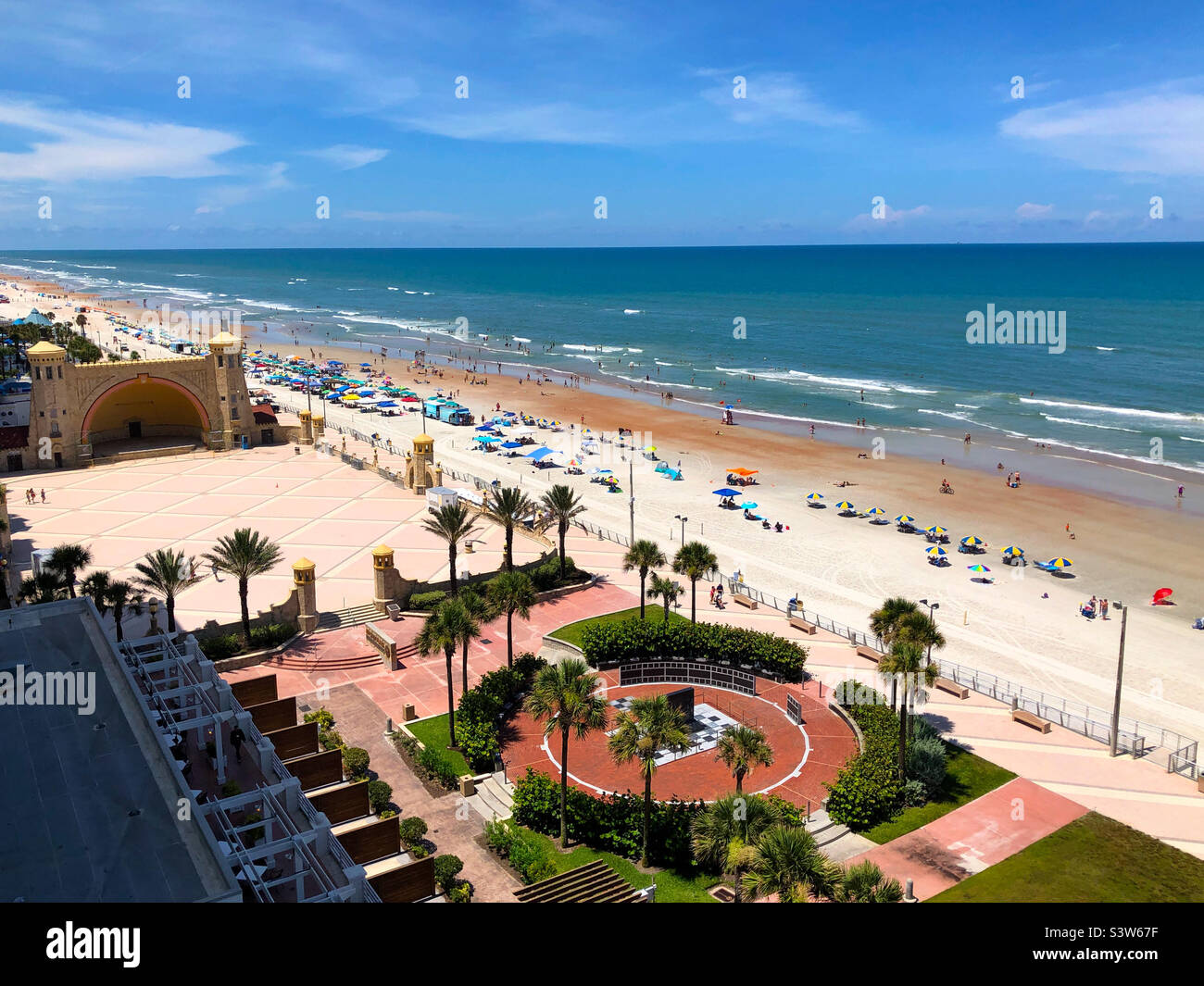 Blick aus dem Hochwinkel auf den Strand von Florida Stockfoto