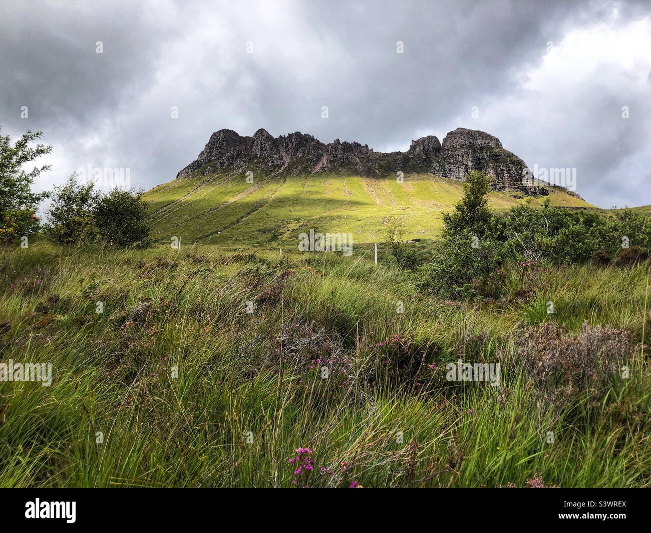 Stac Pollaidh oder Stack Polly, Berg in Inverpolly, Nordwestschottland Stockfoto