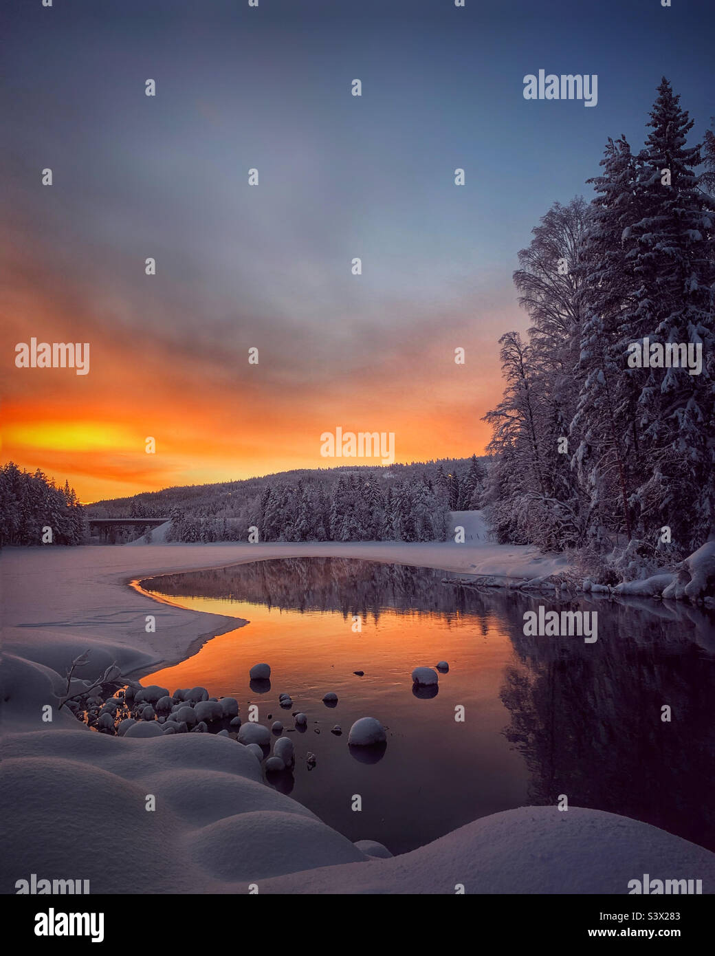 Winterwunderland In Norwegen Stockfoto