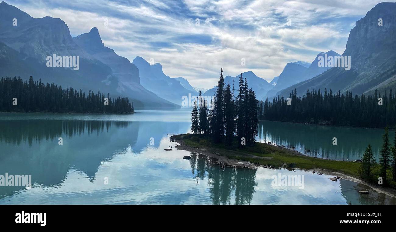 Geisterinsel. Maligne Lake. Kanada Stockfoto