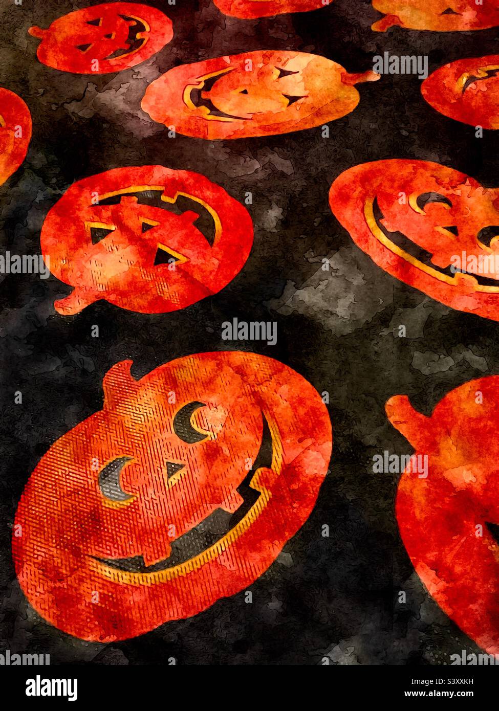 Eine Aufnahme unserer saisonalen Tischdecke Herbst/Oktober/Halloween, die gerade unseren Küchentisch schmückt. Der malerische, texturierte Effekt der IOS-App ArtCard. - Smartphone-aufgenommenes Stockfoto