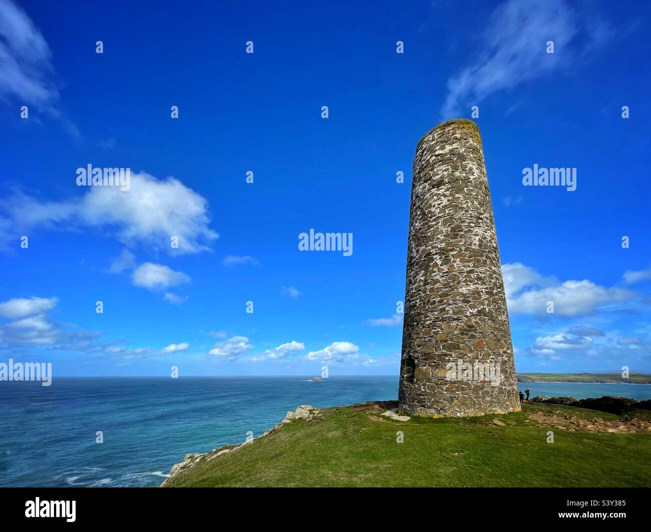 The Daymark, Stepper Point, North Cornwall, Oktober. - Smartphone-aufgenommenes Stockfoto The Daymark, Stepper Point, North Cornwall, Oktober. - Smartphone-aufgenommenes Stockfoto