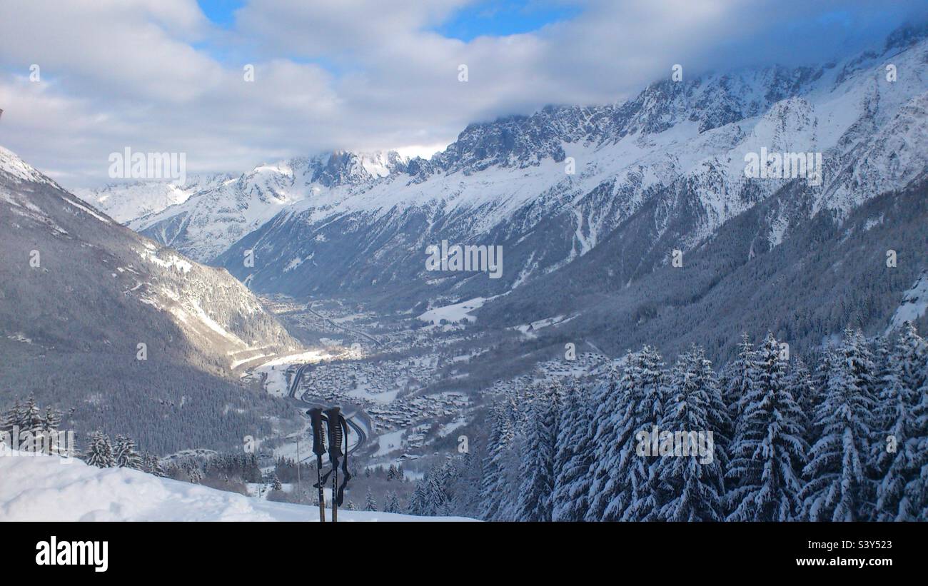 Skifahren in Les Houches, Blick nach Chamonix Stockfoto