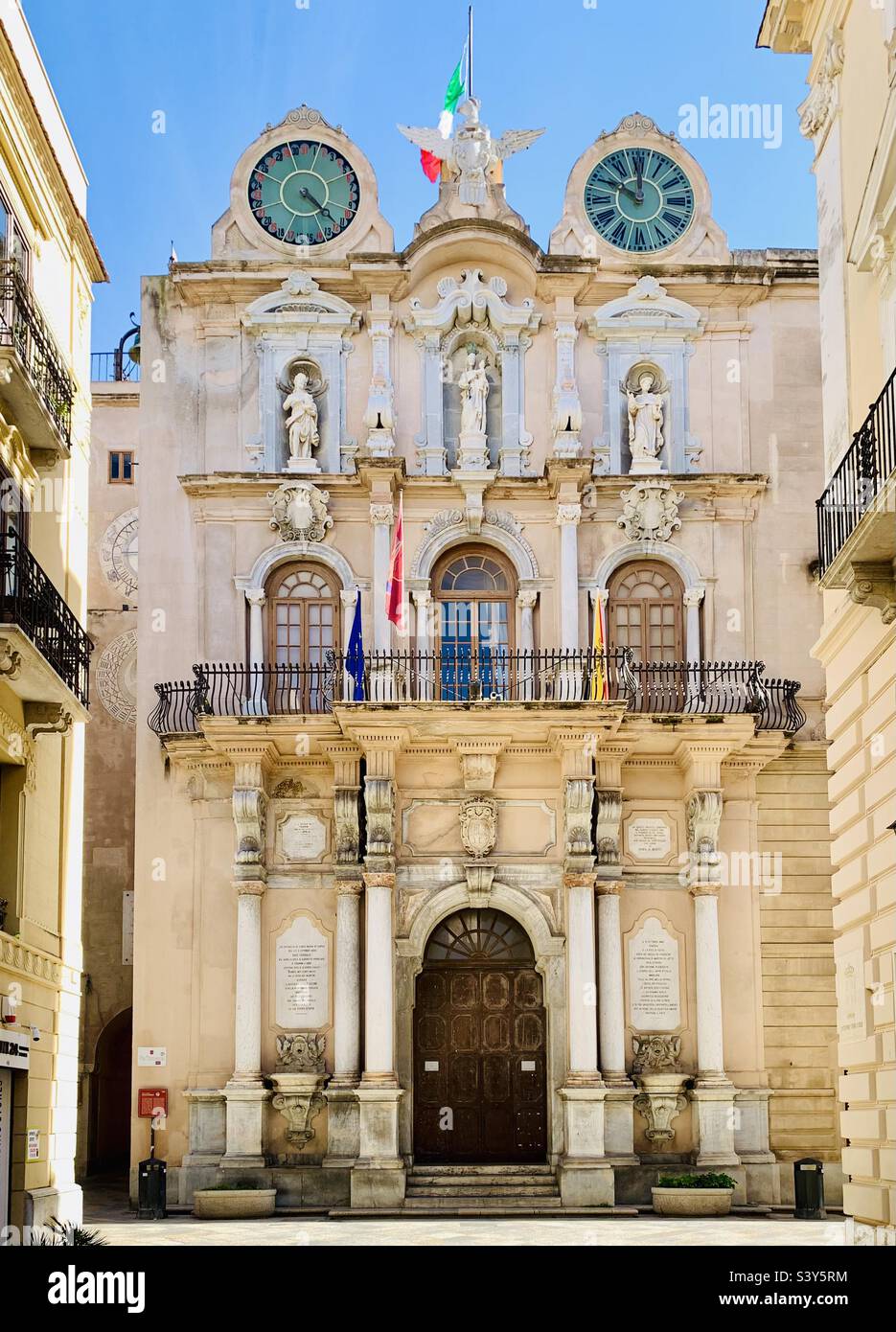 Palazzo Senatorio, der Senatssaal, auch bekannt als Palazzo Cavarretta in Trapani, Sizilien, Italien. Stockfoto