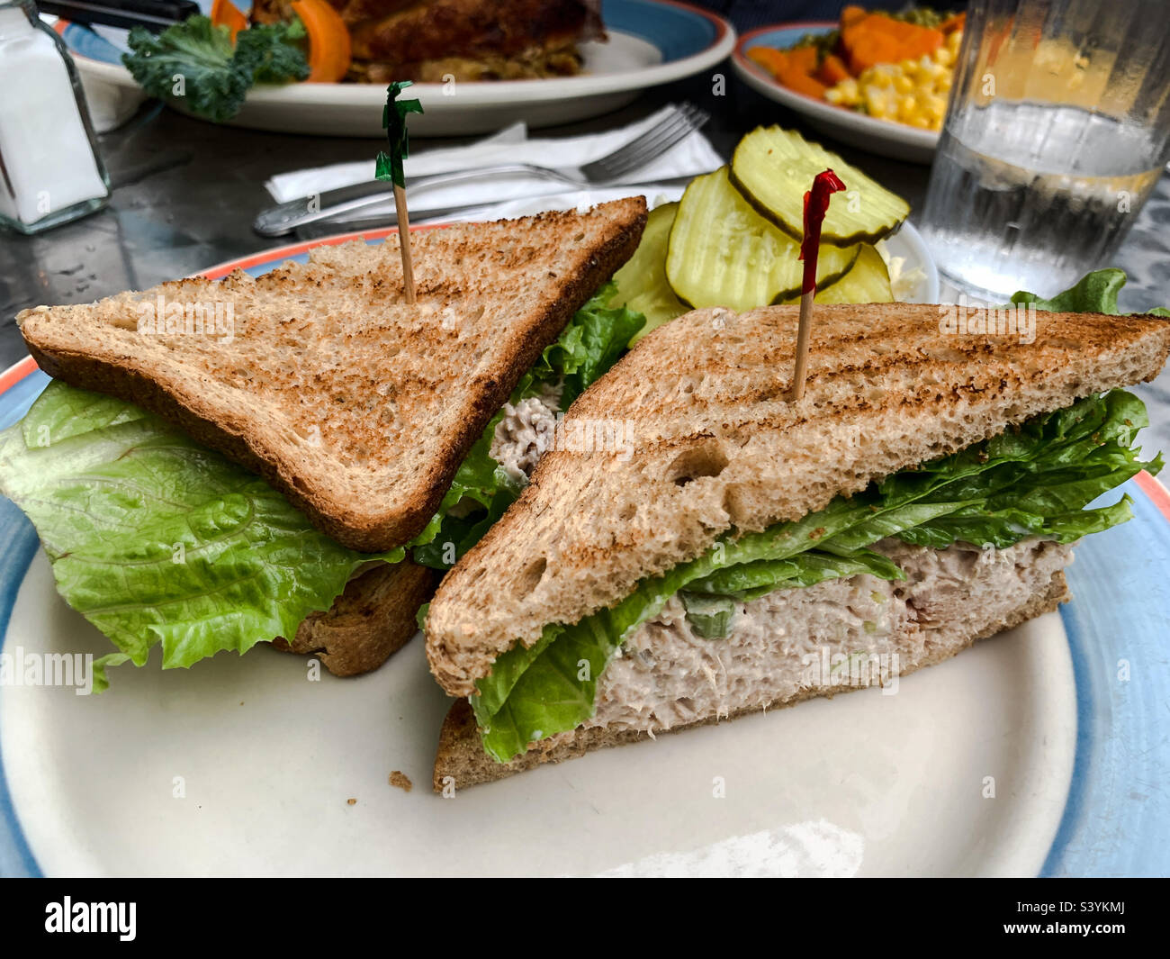 Thunfisch-Sandwich im City Diner NeNew York Stockfoto