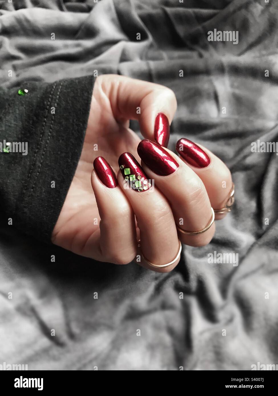 Roter Nagellack - Smartphone-aufgenommenes Stockfoto