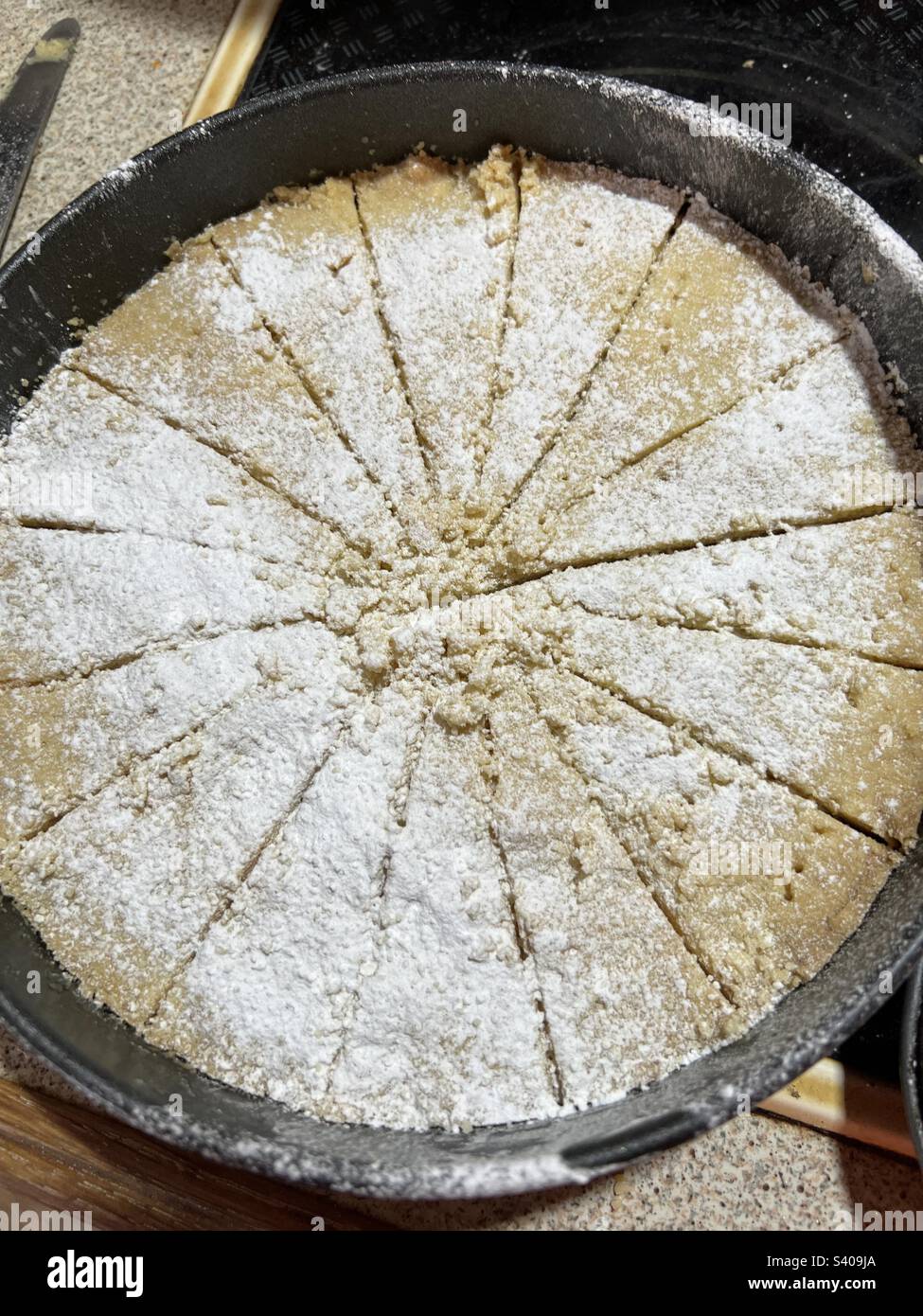 Shortbread in der Dose - Smartphone-aufgenommenes Stockfoto