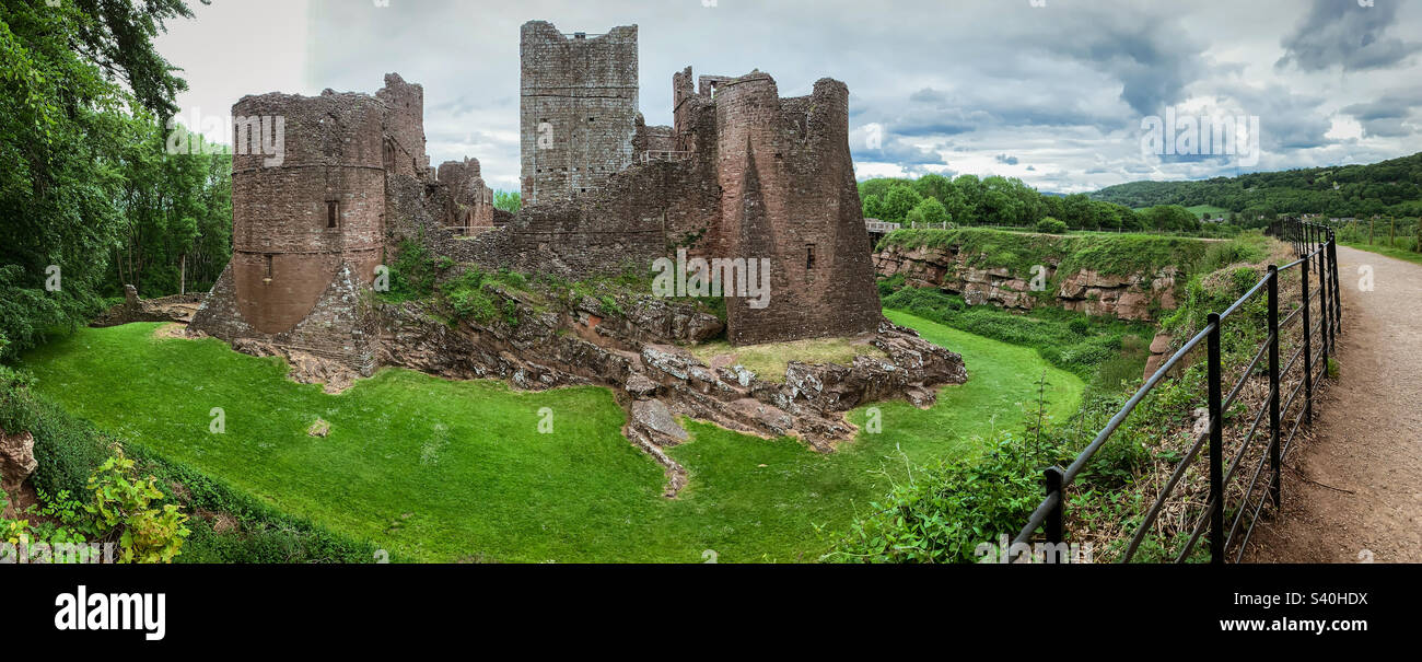 Die Ruinen des historischen Goodrich Castle, Herefordshire, Großbritannien Stockfoto