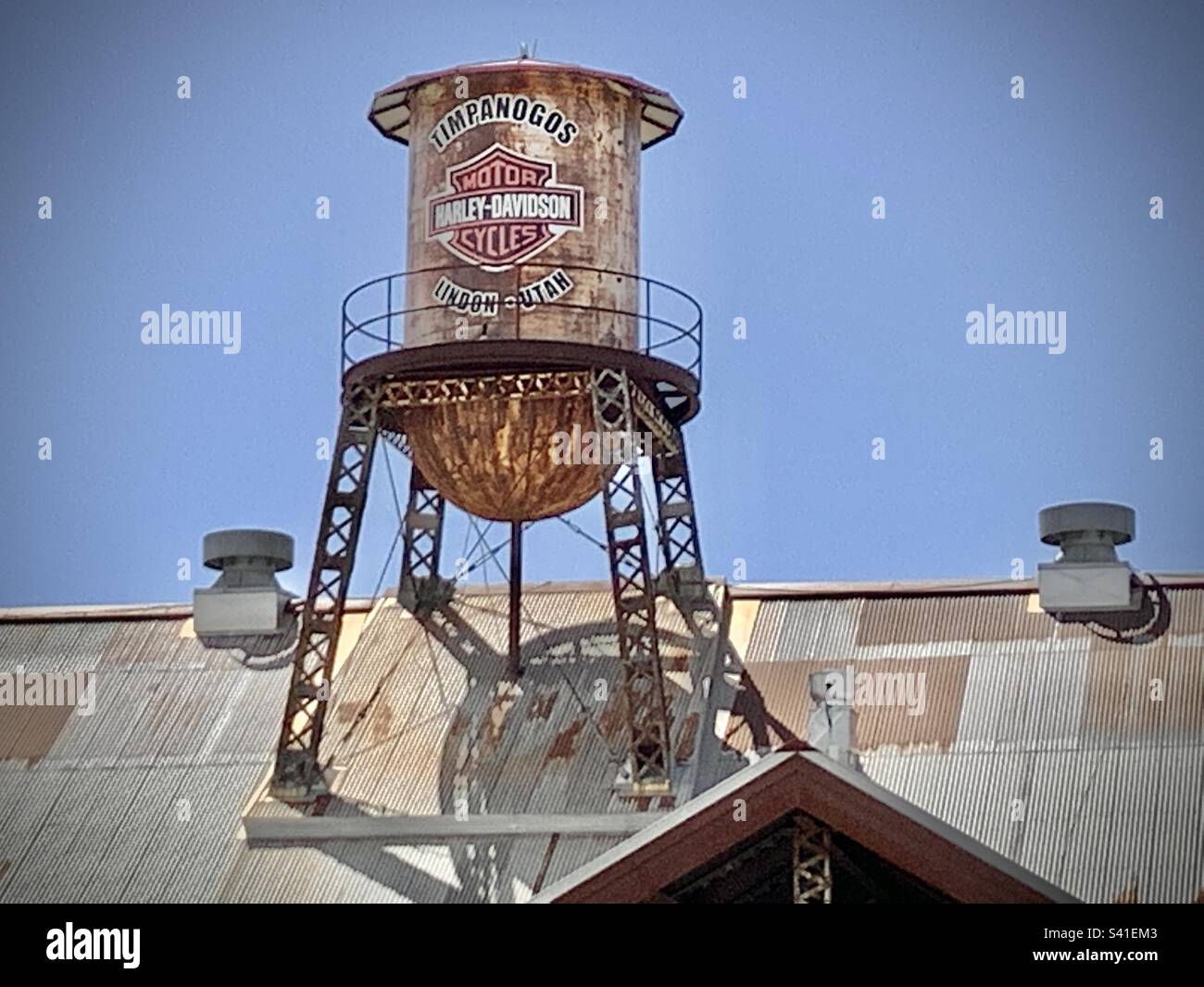 Summit Harley-Davidson Händlerbetrieb in Lindon, Utah. Einer der besten Standorte von InterMountain West für alles, was Harley-Davidson zu bieten hat. - Smartphone-aufgenommenes Stockfoto