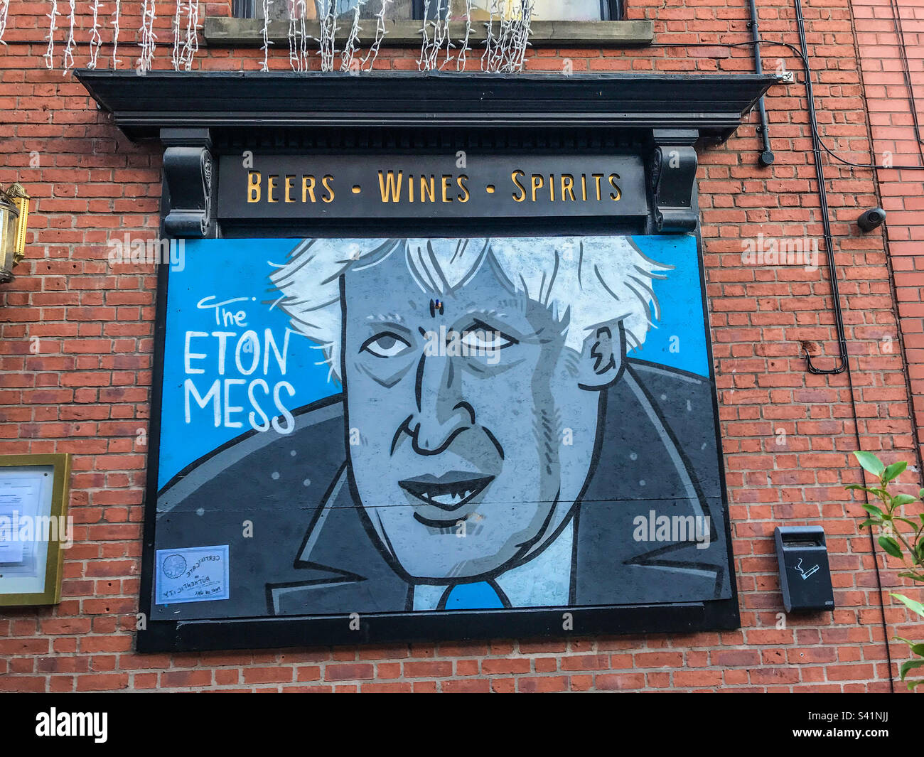 Boris Johnson, politische Straßenansichten, Manchester - Smartphone-aufgenommenes Stockfoto