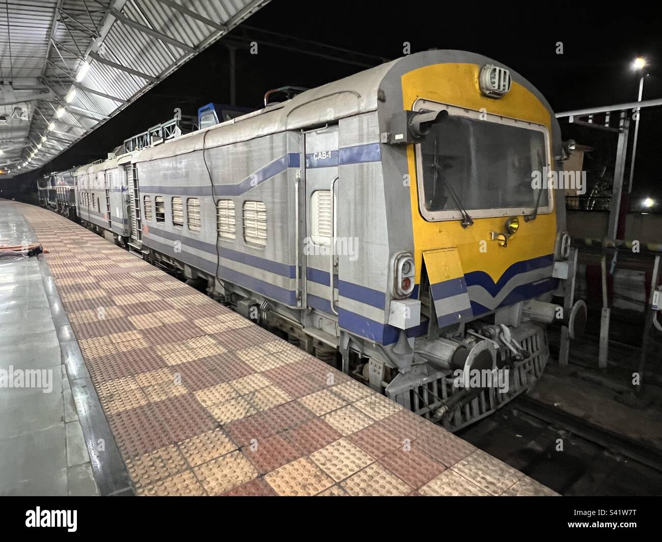 Indian Railways Overhead Line Inspektionseinheit am Raipur Junction Stockfoto