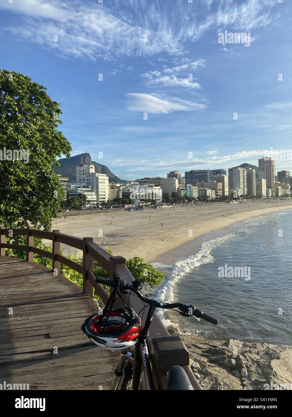 Dies ist eine der besten Aussichten in Rio de Janeiro. Ich fühle mich privilegiert, so eine wunderschöne Landschaft zu sehen, wann immer ich kann… Stockfoto