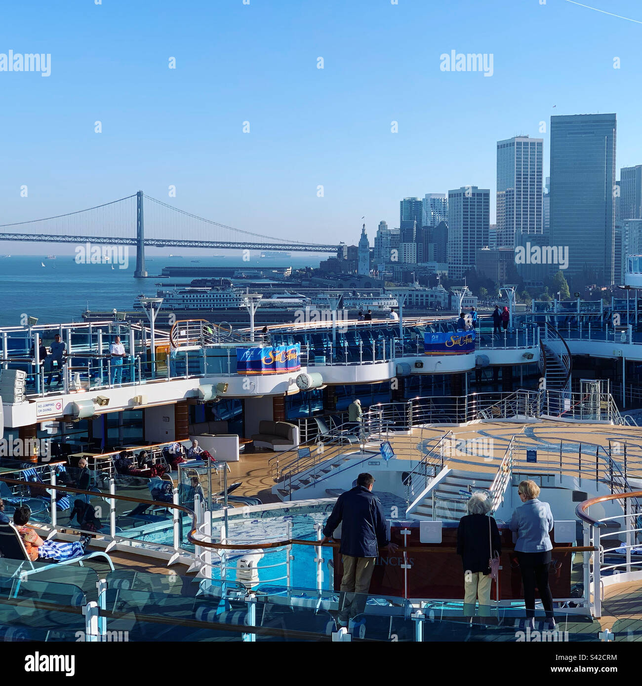 Oktober 2022, auf dem Royal Princess Kreuzfahrtschiff in San Francisco zu Beginn einer Kreuzfahrt entlang der kalifornischen Küste Stockfoto