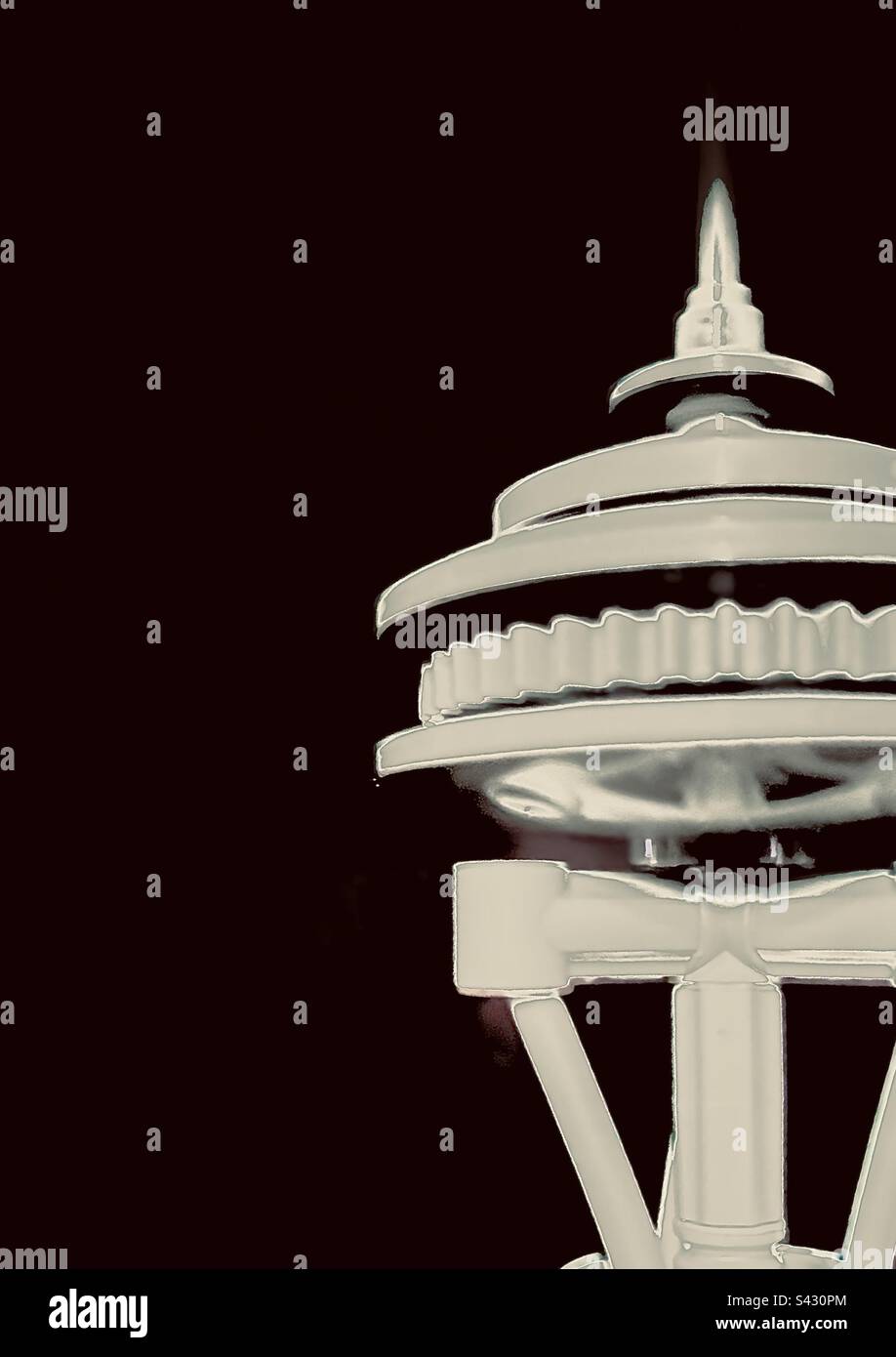 Space Needle auf schwarzem Hintergrund mit Kopierbereich Stockfoto
