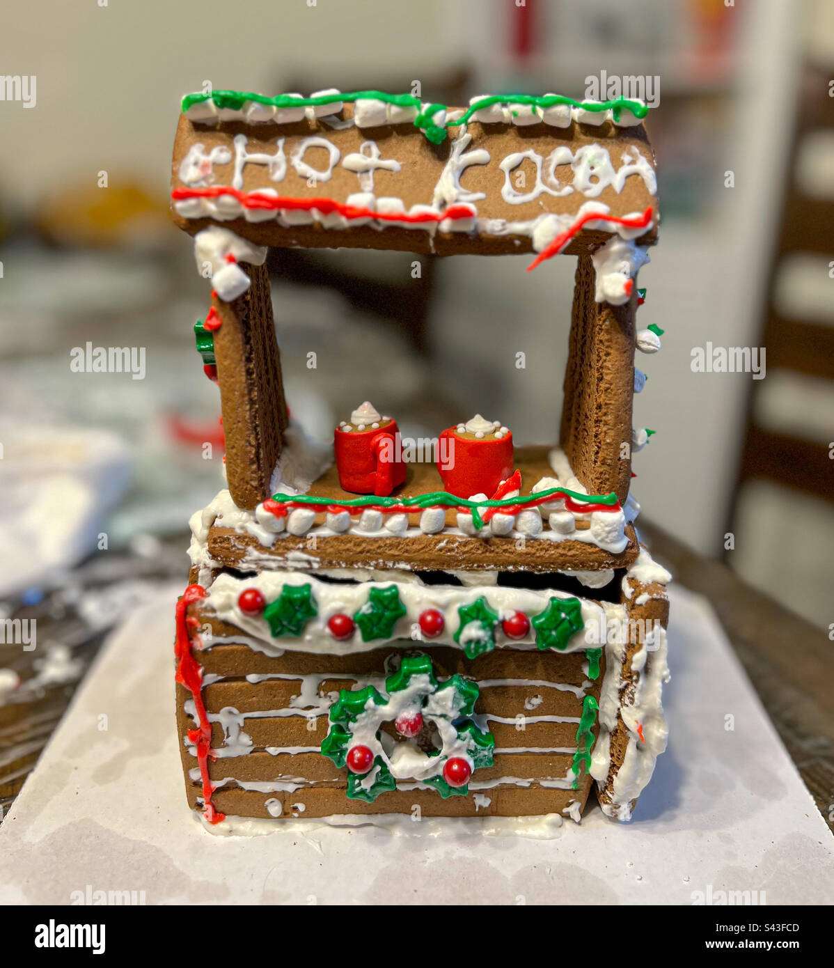 Heißer Kakaostand Lebkuchenhaus Stockfoto