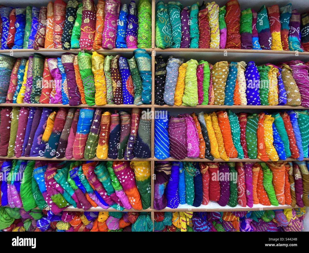 Bunte Kleidung Stockfoto