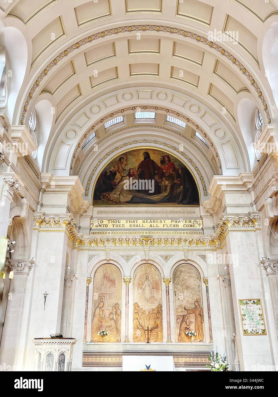 St. Thomas's Hospital Chapel in London - Altar und Gemälde gezeigt Stockfoto