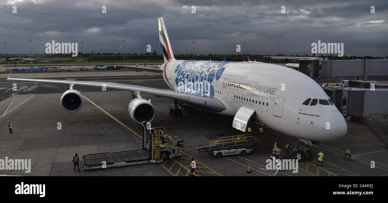 Emirates Airbus A380-800 am Flughafen Birmingham (BHX) Stockfoto