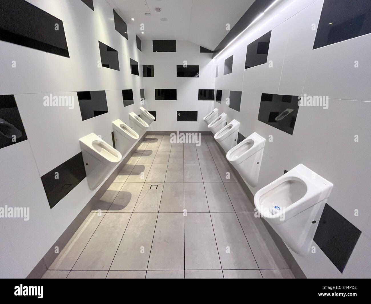 Männer Urinale Männer Toiletten Stockfoto