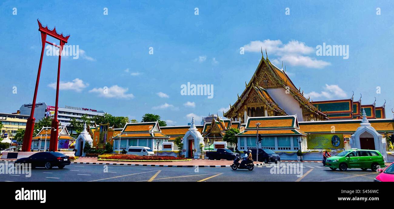 Riesenschaukel und Wat suthat in Bangkok Thailand Stockfoto