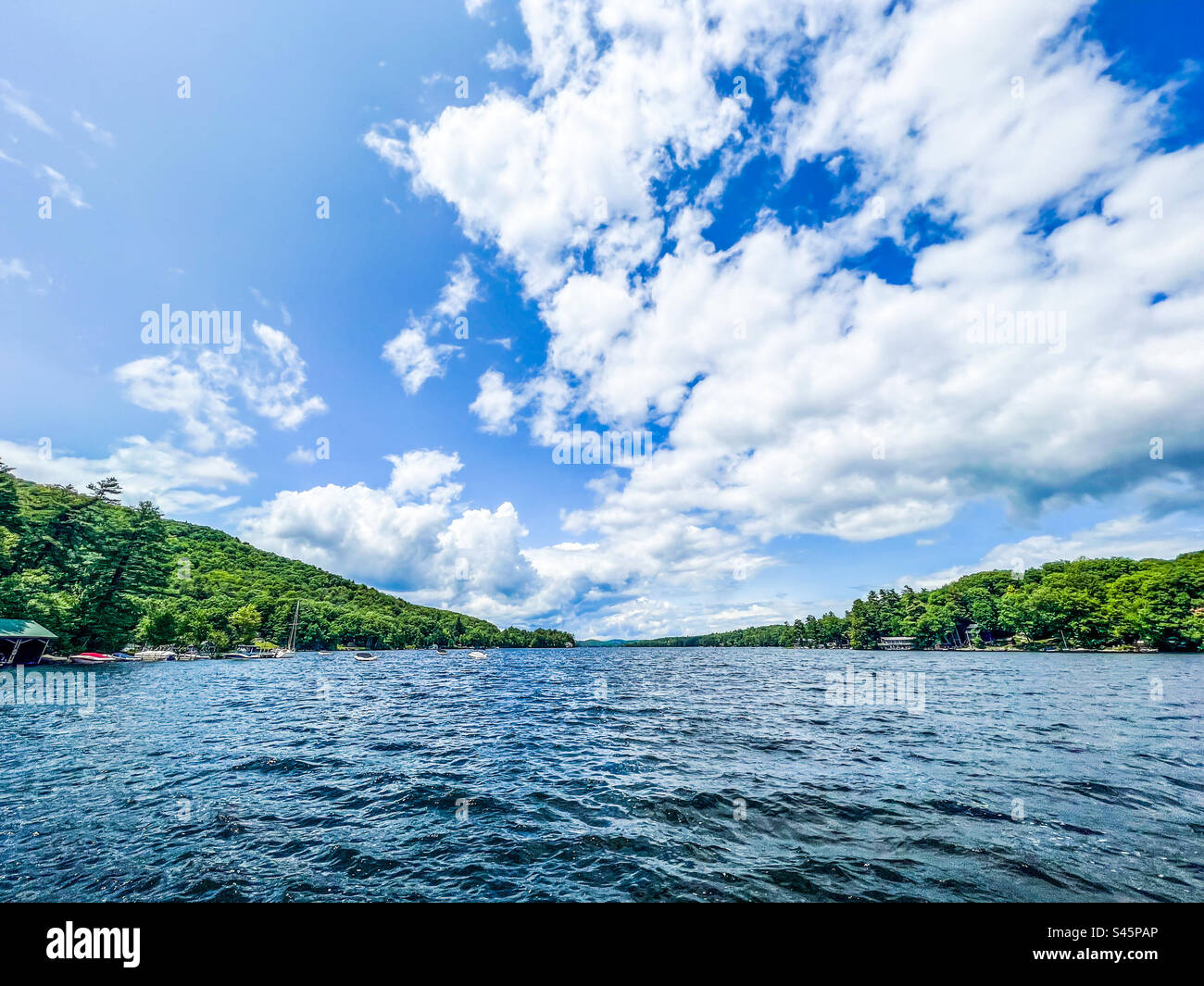 Lake Sunapee in New Hampshire am 10. Juni 2023. Stockfoto