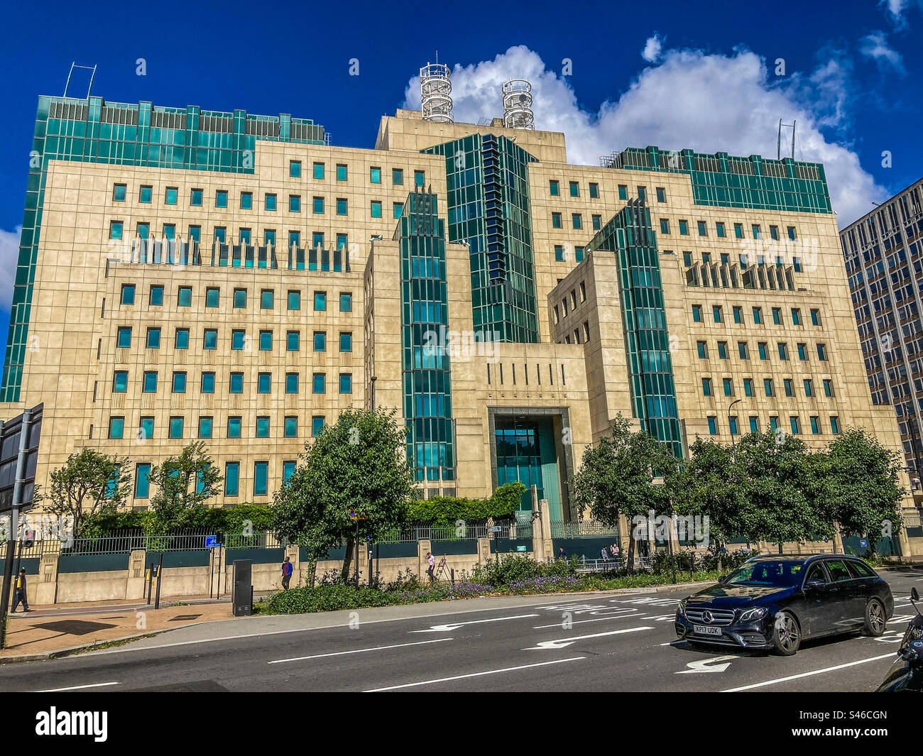 MI6-Hauptsitz am Albert Embankment, Vauxhall, London Stockfoto