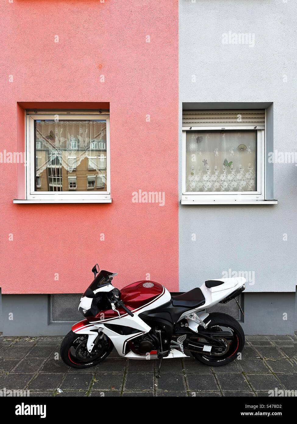 Farbenfrohes Motorrad Stockfoto